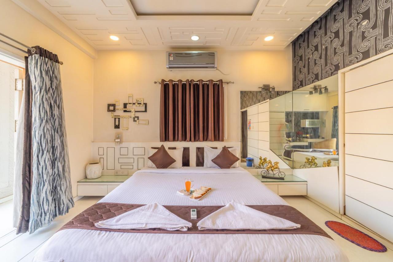 Coliwo Deux - Chandan Nagar Pune Exterior photo